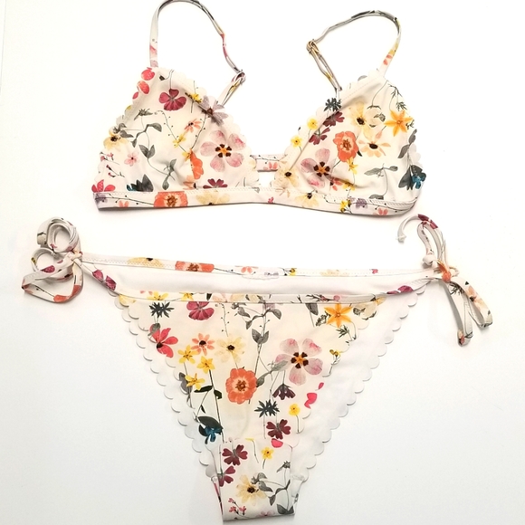 H&M Other - H&M White Floral Bikini Swimsuit